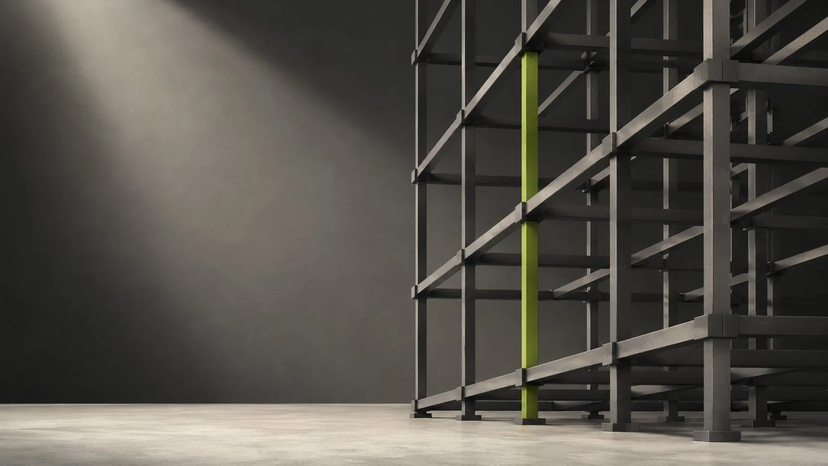 Ossature métallique modulaire sombre dont un montant vertical ressort en vert, évoquant une structure dimensionnée avec justesse.
